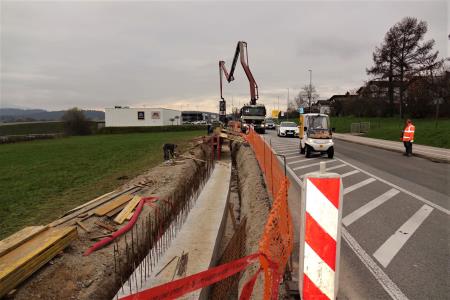 Pričela se je tudi rekonstrukcija Adamičeve ceste v Grosupljem