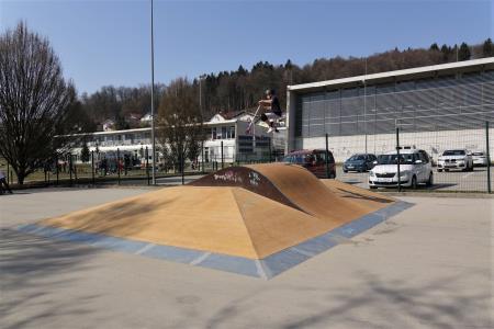 25