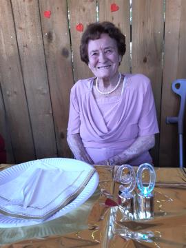 Naša članica Ivanka Krištof je praznovala 90-letnico.