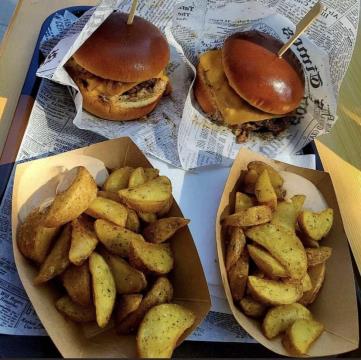 Dan burgerjev