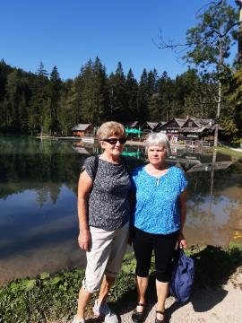 Pri Planšarskem jezeru na Jezerskem