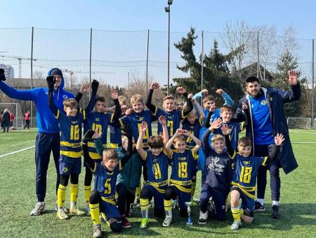 Selekcija U12 je zimsko ligo zaključila na prvem mestu. 