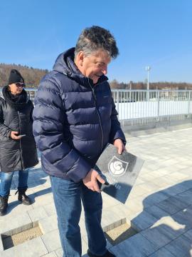 Tudi Občina Grosuplje je dobila svojo ploščo, ki bo za vse čase opominjala na podporo nogometu.