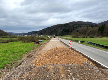 Pripravljalna dela na cesti R3-647/1368 Mlačevo–Rašica, odsek Radensko polje