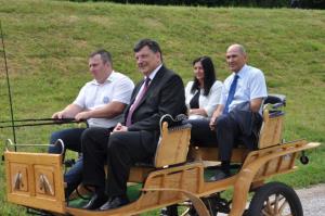 b_800_600_0_00_images_stories_Novice_2017_SLOVESNOST_OB_OBCINSKEM_IN_DRZAVNEM_PRAZNIKU_DNEVU_DRZAVNOSTI_5