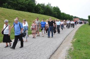 b_800_600_0_00_images_stories_Novice_2017_SLOVESNOST_OB_OBCINSKEM_IN_DRZAVNEM_PRAZNIKU_DNEVU_DRZAVNOSTI_9k