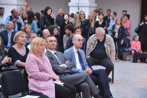 b_800_600_0_00_images_stories_Novice_2017_Zupanova_jama_gostila_del_otvoritve_mednarodnega_bienala_oblikovanja_BIO_25_4