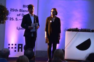 b_800_600_0_00_images_stories_Novice_2017_Zupanova_jama_gostila_del_otvoritve_mednarodnega_bienala_oblikovanja_BIO_25_6