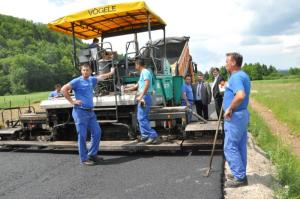 b_800_600_0_00_images_stories_Novice_2017_Rekonstrukcija_ceste_Mlacevo_Rasica_pred_naseljem_Velika_Racna_4