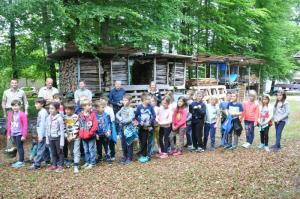 b_800_600_0_00_images_stories_Novice_2017_Otvoritev_Gozdne_ucne_poti_na_Koscakovem_hribu_9g