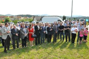 b_800_600_0_00_images_stories_Novice_2017_Lado_Kastelec_iz_podjetja_Avtotransporti_Kastelec_mescanom_Grosuplja_podaril_kip_konja_6