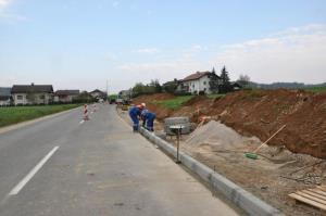 b_800_600_0_00_images_stories_Novice_2017_Plocnik_po_novem_tudi_ob_regionalni_cesti_med_naseljema_Smarje_Sap_in_Cikavo_5