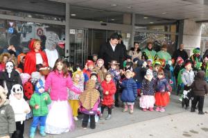 b_800_600_0_00_images_stories_Novice_2017_Maskarce_obiskale_obcinsko_hiso_5