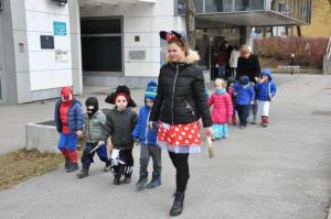 b_800_600_0_00_images_stories_Novice_2017_Maskarce_obiskale_obcinsko_hiso_9o