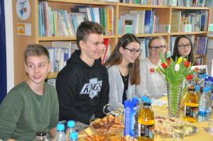 b_800_600_0_00_images_stories_Novice_2017_Obisk_veleposlanice_Francije_9d