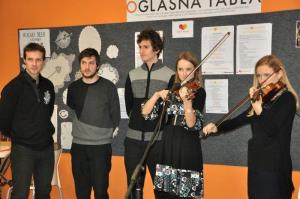 b_800_600_0_00_images_stories_Novice_2017_Zlati_koticek_v_Mercator_centru_Grosuplje_9l