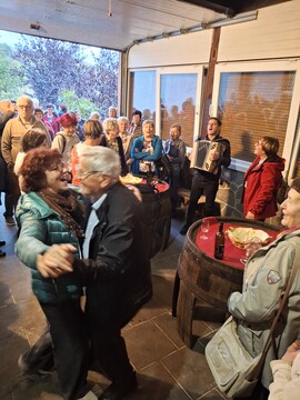 3 Predčasno martinovanje na izletu po Beli krajini