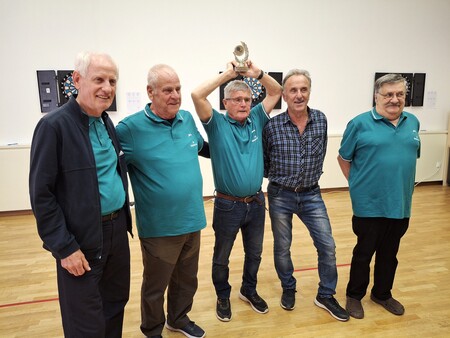 Moška ekipa DU je osvojila prehodni pokal območne zveze