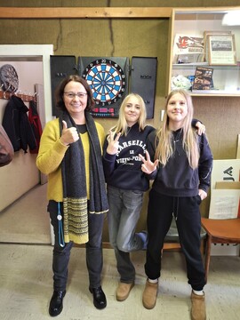 Obisk učencev OŠ Šmarje pri naših pikadistih. Pomerili pa so se tudi med seboj.