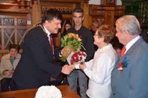 b_800_600_0_00_images_stories_Novice_2016_Zlata_poroka_zenina_Marjana_Praznikarja_in_neveste_Jozefe_Praznikar_9g