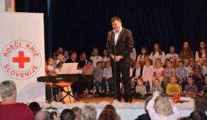 b_800_600_0_00_images_stories_Novice_2016_Dobrodelna_prireditev_Z_ROKO_V_ROKI_3