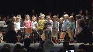 b_800_600_0_00_images_stories_Novice_2016_Dobrodelna_prireditev_Z_ROKO_V_ROKI_8