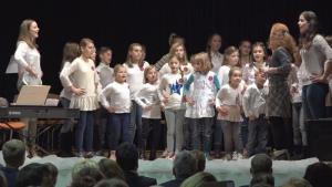 b_800_600_0_00_images_stories_Novice_2016_Dobrodelna_prireditev_Z_ROKO_V_ROKI_9j