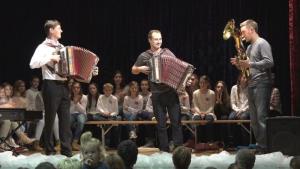 b_800_600_0_00_images_stories_Novice_2016_Dobrodelna_prireditev_Z_ROKO_V_ROKI_9m