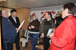 b_800_600_0_00_images_stories_Novice_2016_Na_obisku_pri_stanovanjski_skupini_drustva_Novi_paradoks_5