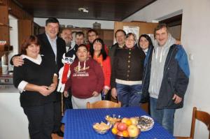 b_800_600_0_00_images_stories_Novice_2016_Na_obisku_pri_stanovanjski_skupini_drustva_Novi_paradoks_6