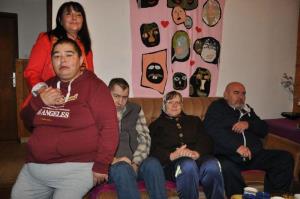 b_800_600_0_00_images_stories_Novice_2016_Na_obisku_pri_stanovanjski_skupini_drustva_Novi_paradoks_9c