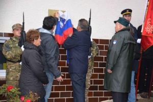 b_800_600_0_00_images_stories_Novice_2016_Svecanost_ob_odkritju_spominske_plosce_Manevrske_strukture_narodne_zascite_9f