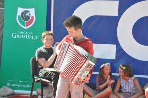 b_800_600_0_00_images_stories_Novice_2016_Slovesna_polozitev_temeljnega_kamna_za_novo_Podruznicno_solo_Polica_9r