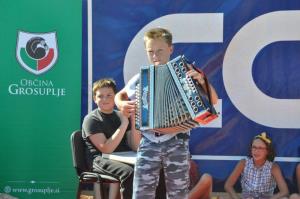 b_800_600_0_00_images_stories_Novice_2016_Slovesna_polozitev_temeljnega_kamna_za_novo_Podruznicno_solo_Polica_9s