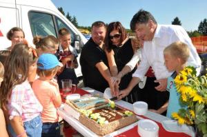 b_800_600_0_00_images_stories_Novice_2016_Slovesna_polozitev_temeljnega_kamna_za_novo_Podruznicno_solo_Polica_9zd