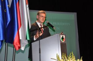 b_800_600_0_00_images_stories_Novice_2016_Slavnostna_prireditev_ob_obcinskem_in_drzavnem_prazniku_dnevu_drzavnosti_9e