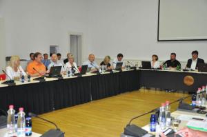 b_800_600_0_00_images_stories_Novice_2016_11._redna_seja_Obcinskega_sveta_Obcine_Grosuplje_4