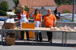 b_800_600_0_00_images_stories_Novice_2016_Zupnijski_dan_in_praznovanje_25._obletnice_Zupnijske_karitas_Grosuplje_9l