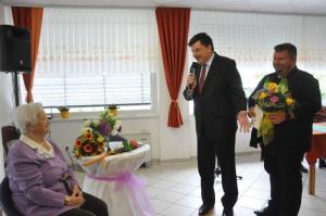 b_800_600_0_00_images_stories_Novice_2016_Anna_Gerzelj_praznovala_106._rojstni_dan_9b