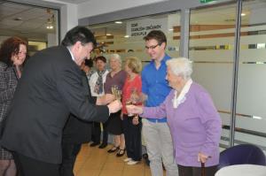 b_800_600_0_00_images_stories_Novice_2016_Anna_Gerzelj_praznovala_106._rojstni_dan_9k