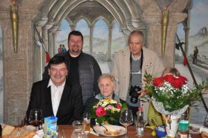 b_800_600_0_00_images_stories_Novice_2016_Nasa_obcanka_Marija_Hren_praznovala_101._rojstni_dan_4