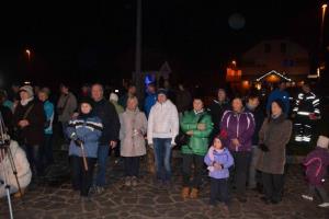 b_800_600_0_00_images_stories_Novice_2015_Praznicni_pohod_z_baklami_PRIDMO_SI_VOSCIT_9e