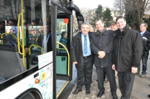 b_800_600_0_00_images_stories_Novice_2015_Otvoritev_prikazovalnika_in_Urbanomata_na_Avtobusni_postaji_Grosuplje_9k