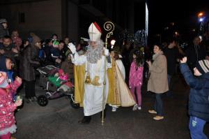 b_800_600_0_00_images_stories_Novice_2015_Prizig_praznicnih_luck_in_miklavzevanje_9l