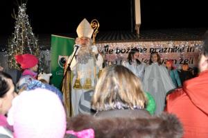 b_800_600_0_00_images_stories_Novice_2015_Prizig_praznicnih_luck_in_miklavzevanje_9o