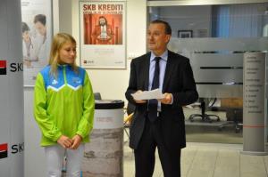 b_800_600_0_00_images_stories_Novice_2015_Mlado_in_perspektivno_atletinjo_Maruso_Mismas_z_osebnim_sponzorstvom_podprla_SKB_banka_7