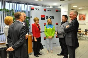 b_800_600_0_00_images_stories_Novice_2015_Mlado_in_perspektivno_atletinjo_Maruso_Mismas_z_osebnim_sponzorstvom_podprla_SKB_banka_9c