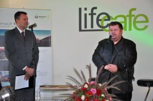 b_800_600_0_00_images_stories_Novice_2015_20_let_Radia_Zeleni_val_9f