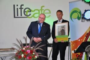 b_800_600_0_00_images_stories_Novice_2015_20_let_Radia_Zeleni_val_9h