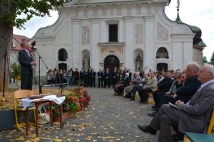 b_800_600_0_00_images_stories_Novice_2015_Kulturna_turisticna_prireditev_BEREMO_POD_LIPO_9b